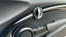 MINI Hatchback 1.5 Cooper Exclusive 3dr Auto Petrol Hatchback